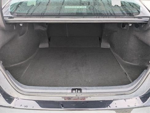Used 2024 Toyota Camry SE image 18