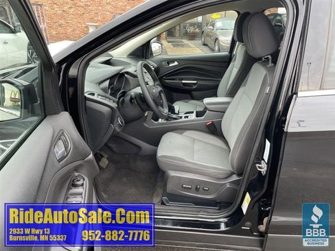 Used 2017 Ford Escape SE image 10