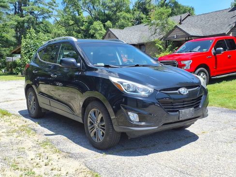Used 2015 Hyundai Tucson SE AWD/4WD image 4