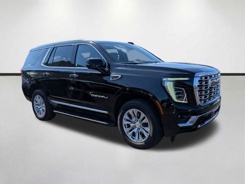 Used 2025 GMC Yukon Denali AWD/4WD image 2