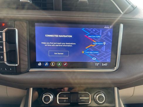 Used 2021 GMC Yukon Denali image 26