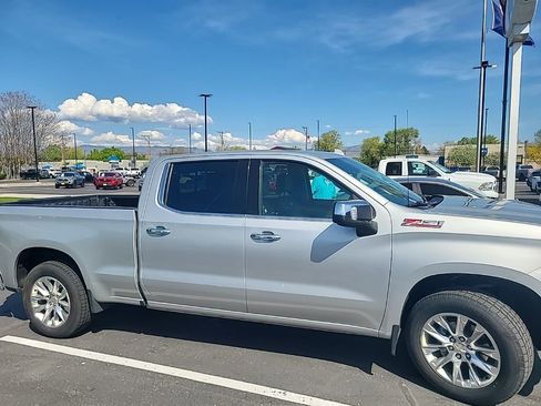 Used 2021 Chevrolet Silverado 1500 LTZ w/ Z71 Off-Road Package image 4