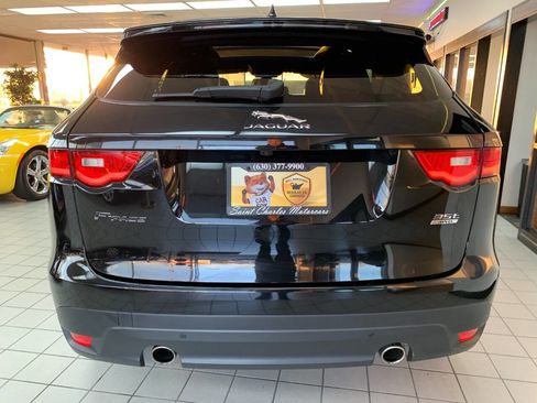 Used 2017 Jaguar F-PACE R-Sport image 5