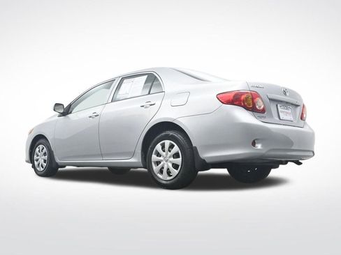 Used 2010 Toyota Corolla LE image 35