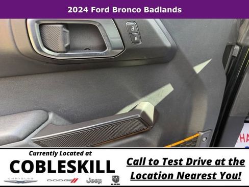 Used 2024 Ford Bronco Badlands AWD/4WD image 15