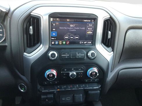 Used 2021 GMC Sierra 1500 SLT w/ SLT Convenience Package image 19