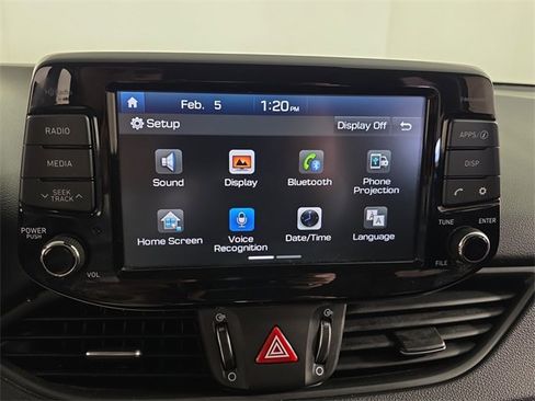 Used 2018 Hyundai Elantra GT image 13