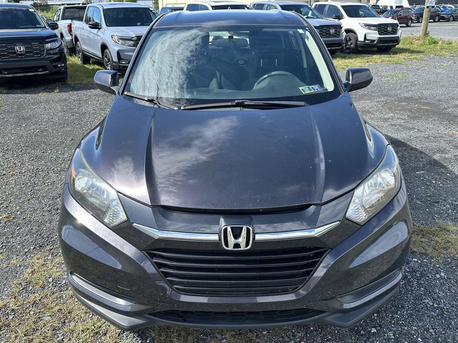 Used 2018 Honda HR-V LX image 3