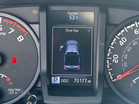 Used 2023 Toyota Tacoma SR AWD/4WD image 18