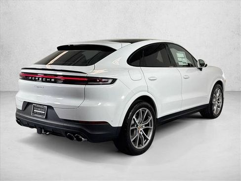 Certified 2026 Porsche Cayenne Coupe AWD/4WD image 9