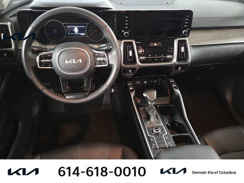 Certified 2023 Kia Sorento S AWD/4WD image 16
