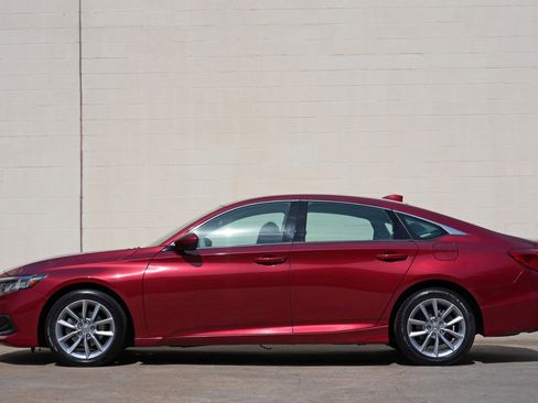 Used 2021 Honda Accord LX image 8