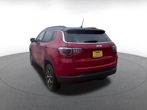 Used 2025 Jeep Compass Limited AWD/4WD image 11