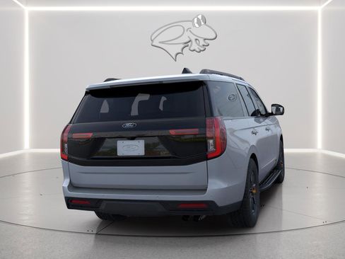 New 2026 Ford Expedition Tremor image 6