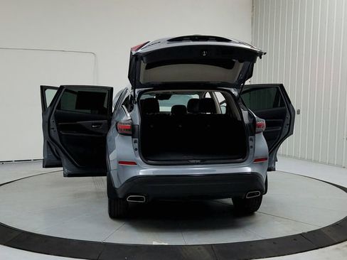 Used 2024 Nissan Murano SV w/ SV Midnight Edition Package image 14