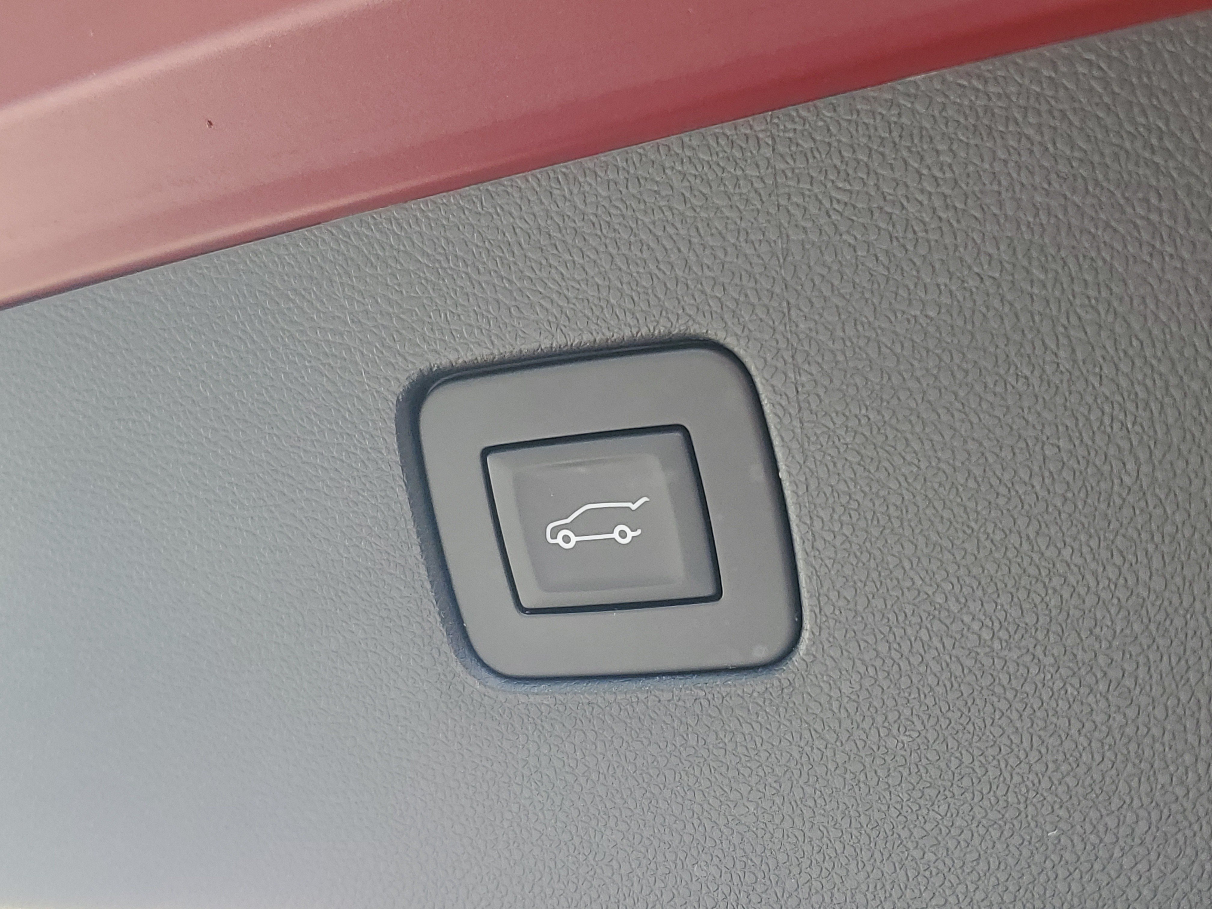 Certified 2024 Buick Envista Sport Touring w/ Convenience I Package FWD image 11