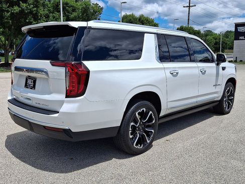 Certified 2024 GMC Yukon XL Denali AWD/4WD image 25