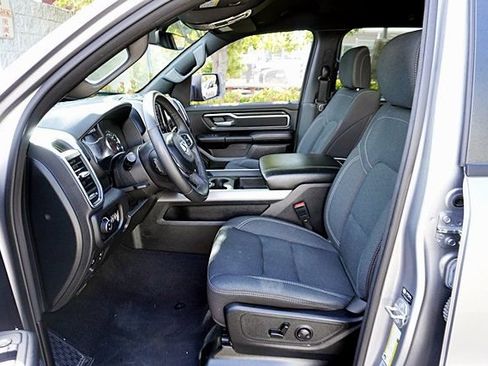 Used 2025 RAM 1500 Big Horn AWD/4WD image 16
