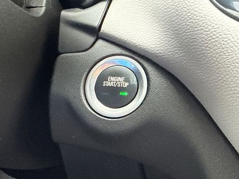 Used 2024 Chevrolet Equinox LS AWD/4WD image 25