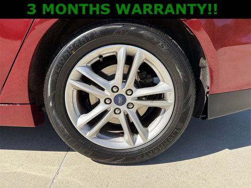 Used 2018 Ford Fusion SE w/ Fusion SE Technology Package image 32