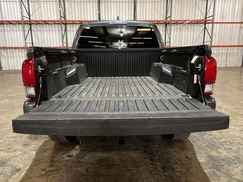 Used 2021 Toyota Tacoma SR5 w/ Technology Package image 22