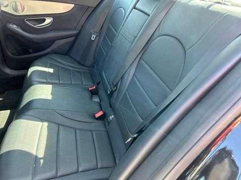 Used 2016 Mercedes-Benz C 300 4MATIC Sedan image 9