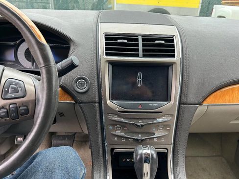 Used 2012 Lincoln MKX AWD image 13