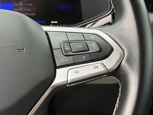 Used 2025 Volkswagen Taos S image 16