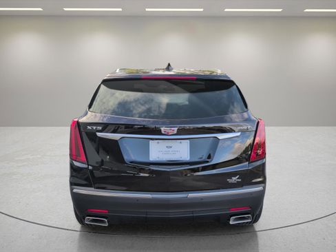New 2025 Cadillac XT5 Luxury image 28