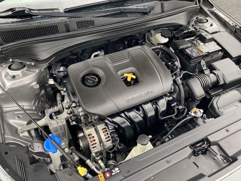 Used 2023 Kia Forte GT-Line image 32