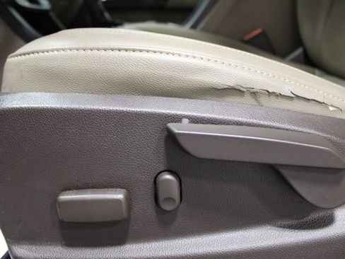 Used 2017 GMC Canyon SLT w/ Trailering Package image 19