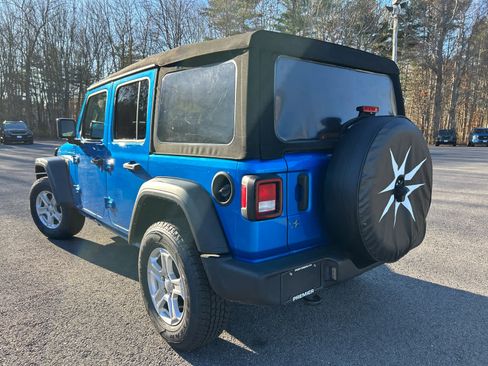 Used 2021 Jeep Wrangler Unlimited Sport image 9
