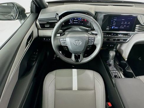 Used 2026 Toyota Camry SE w/ Convenience Package FWD image 22