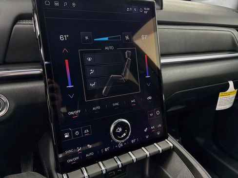 New 2026 GMC Terrain Elevation AWD/4WD image 16