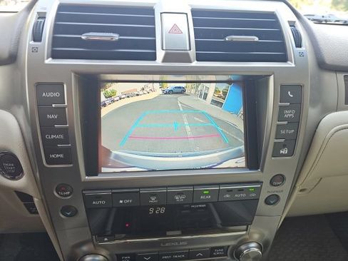 Used 2015 Lexus GX 460 Luxury AWD/4WD image 20