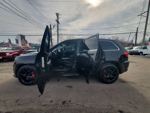 Used 2013 Jeep Grand Cherokee SRT8 image 9