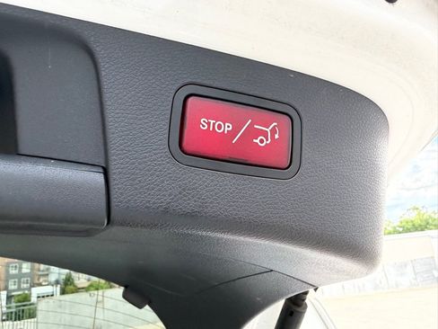 Used 2019 Mercedes-Benz GLA 250 4MATIC image 25