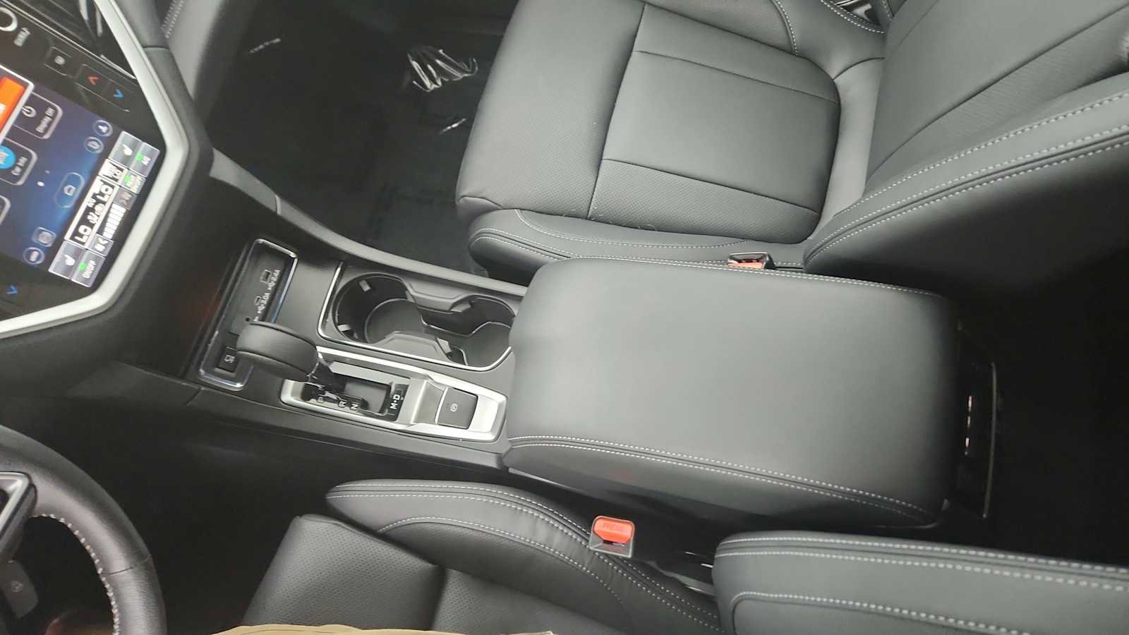 Certified 2025 Subaru Ascent Limited AWD/4WD image 34