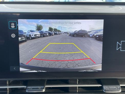 Used 2025 Hyundai Kona SEL image 17