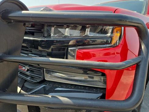 Used 2019 Chevrolet Silverado 1500 LT Trail Boss w/ Convenience Package AWD/4WD image 6