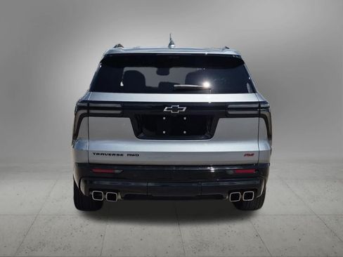 Used 2024 Chevrolet Traverse RS AWD/4WD image 5