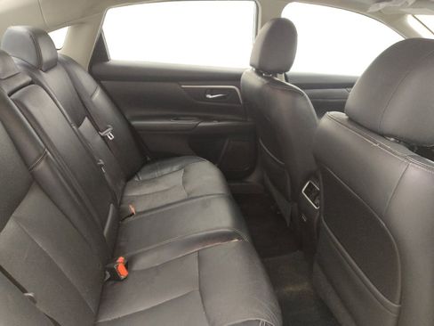 Used 2017 Nissan Altima 2.5 SL w/ 2.5 Technology Package image 19