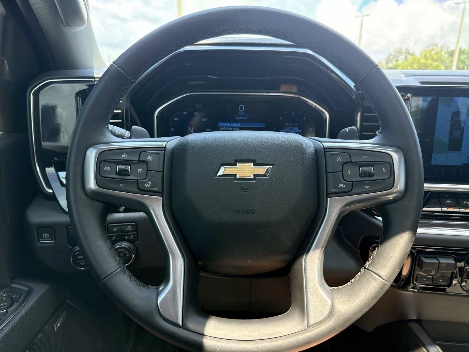 Used 2025 Chevrolet Silverado 1500 LTZ w/ LTZ Premium Package RWD image 31