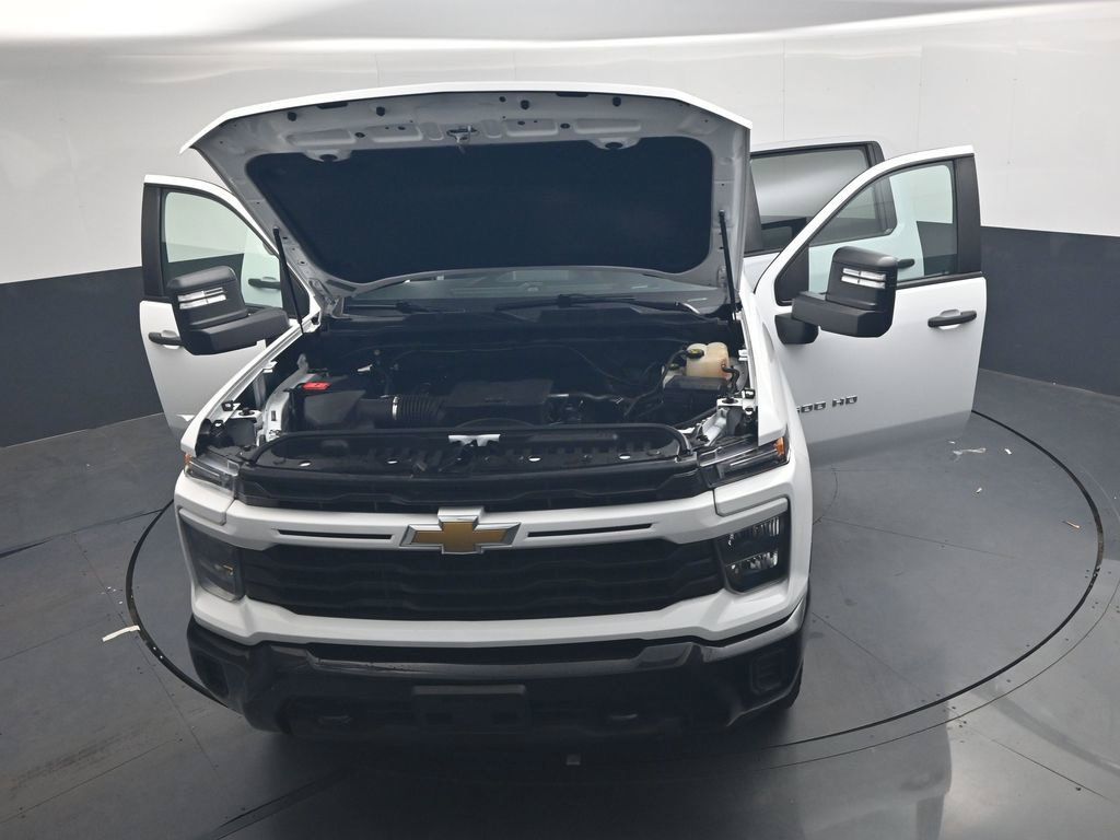 Used 2024 Chevrolet Silverado 2500 Custom AWD/4WD image 47