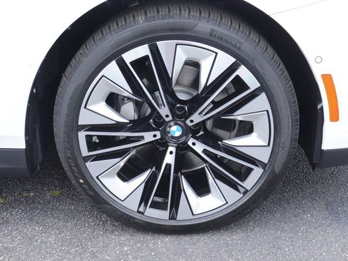 New 2027 BMW 530i w/ Premium Package RWD image 40
