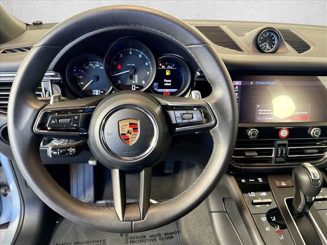Certified 2026 Porsche Macan AWD/4WD image 12