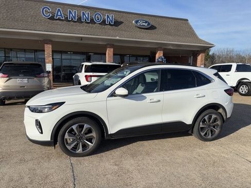 Certified 2023 Ford Escape Platinum w/ Premium Technology Package image 1