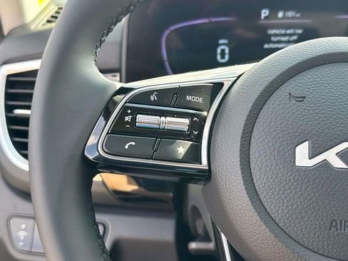 New 2026 Kia Seltos S AWD/4WD image 25
