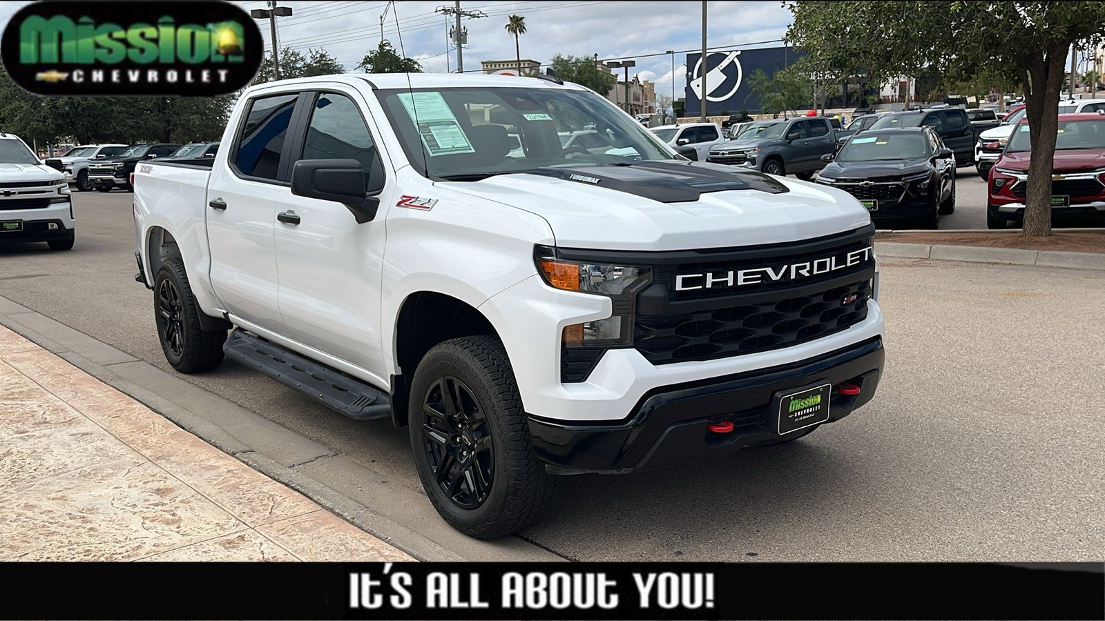 Certified 2026 Chevrolet Silverado 1500 Custom Trail Boss AWD/4WD image 1