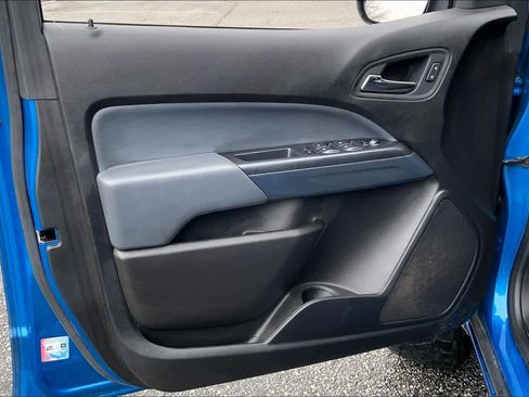 Used 2021 Chevrolet Colorado Z71 w/ Safety Package image 21